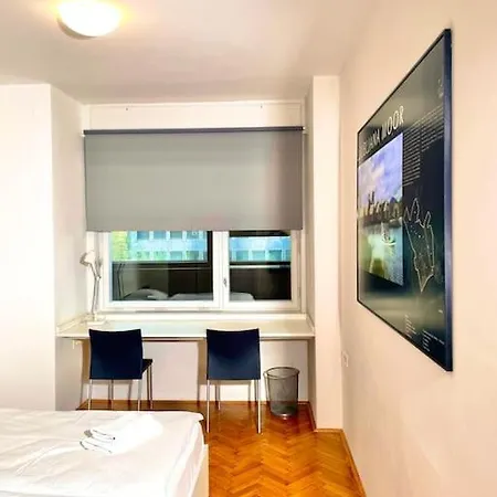 Big Flat In The Centre *